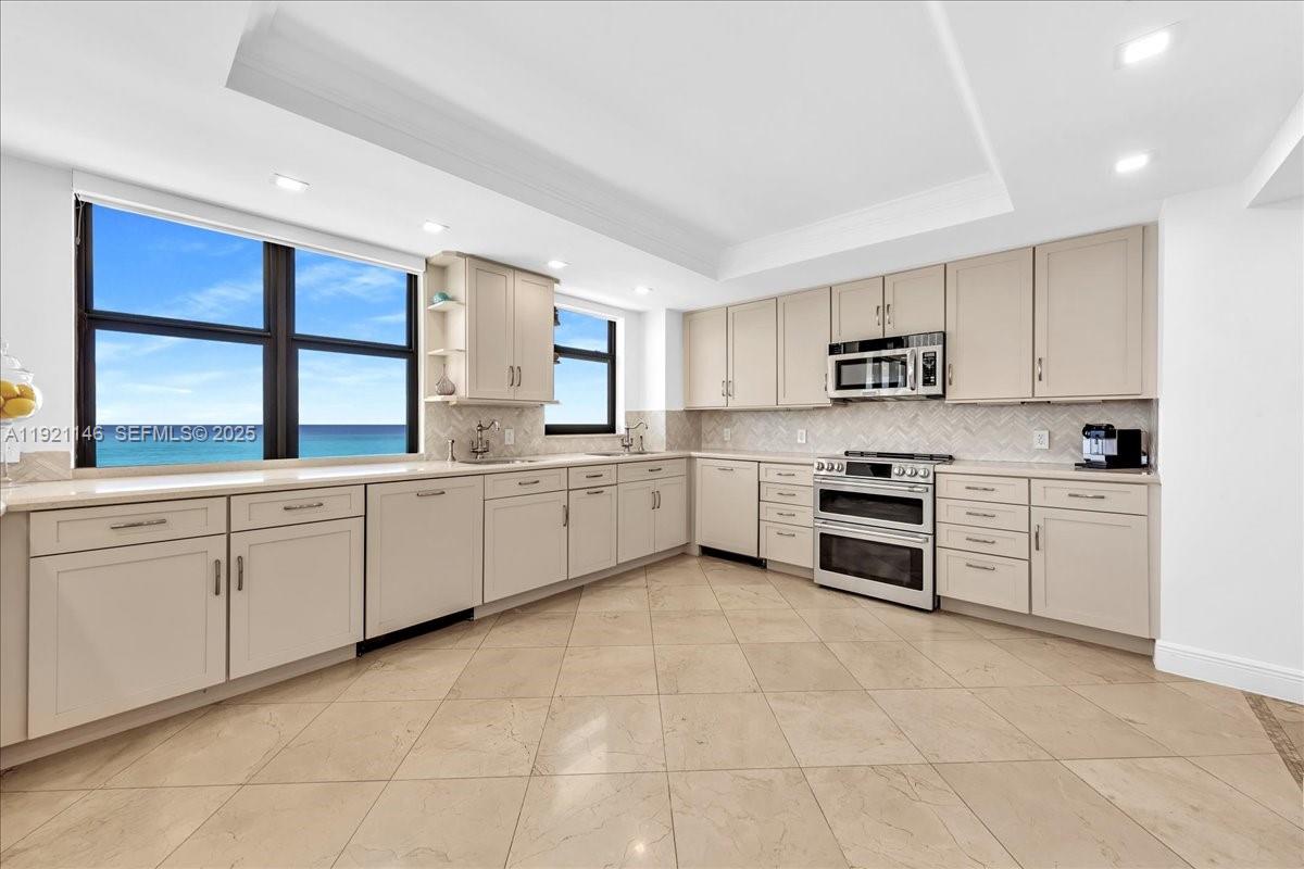 9801 Collins Ave #11A Bal Harbour, FL 33154