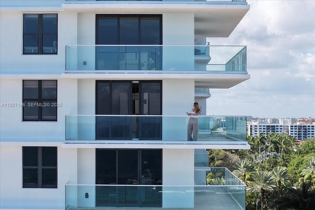 9801 Collins Ave #11A Bal Harbour, FL 33154