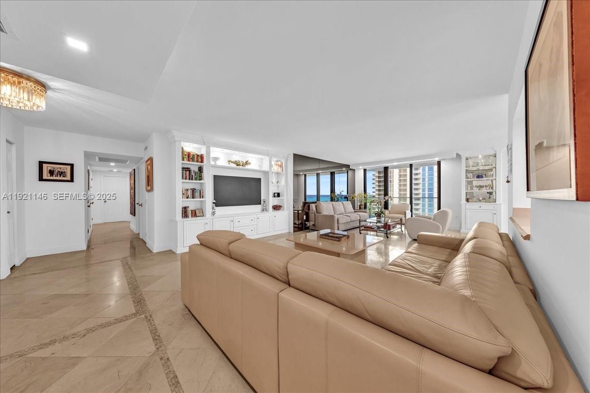 9801 Collins Ave #11A Bal Harbour, FL 33154