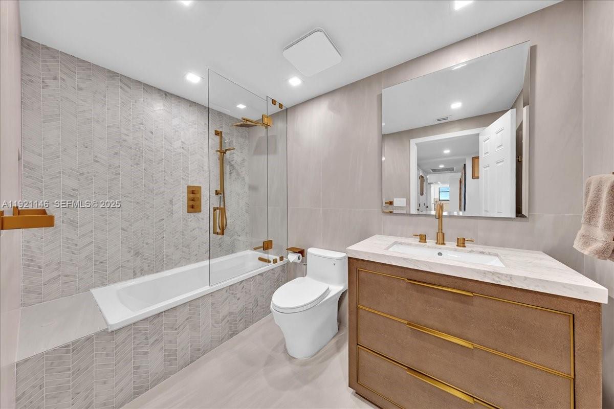 9801 Collins Ave #11A Bal Harbour, FL 33154