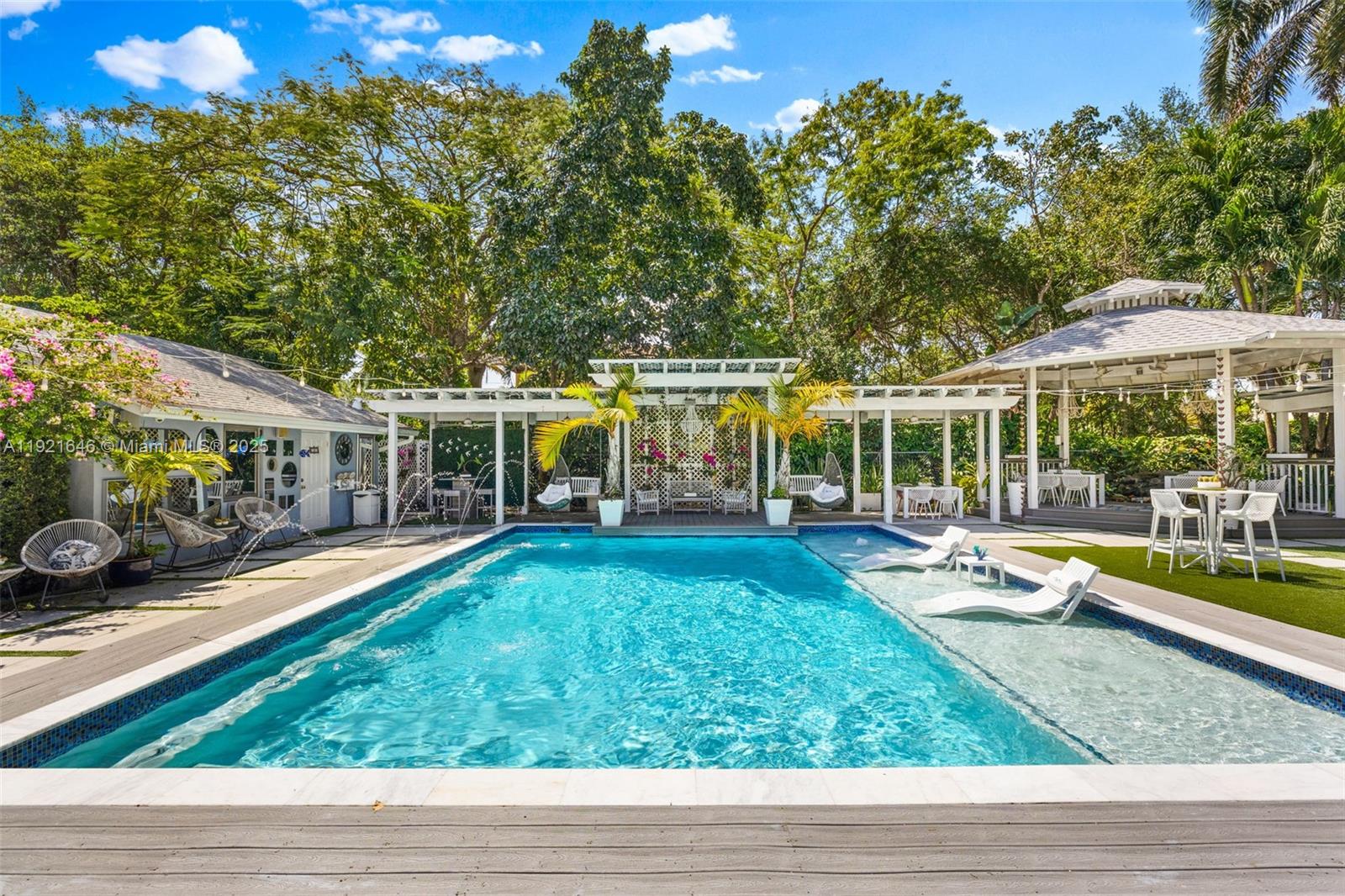 7720 SW 79th Ct Miami, FL 33143