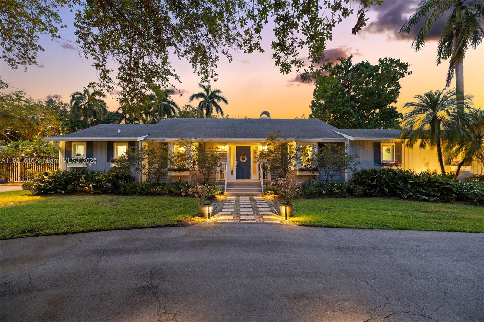 7720 SW 79th Ct Miami, FL 33143