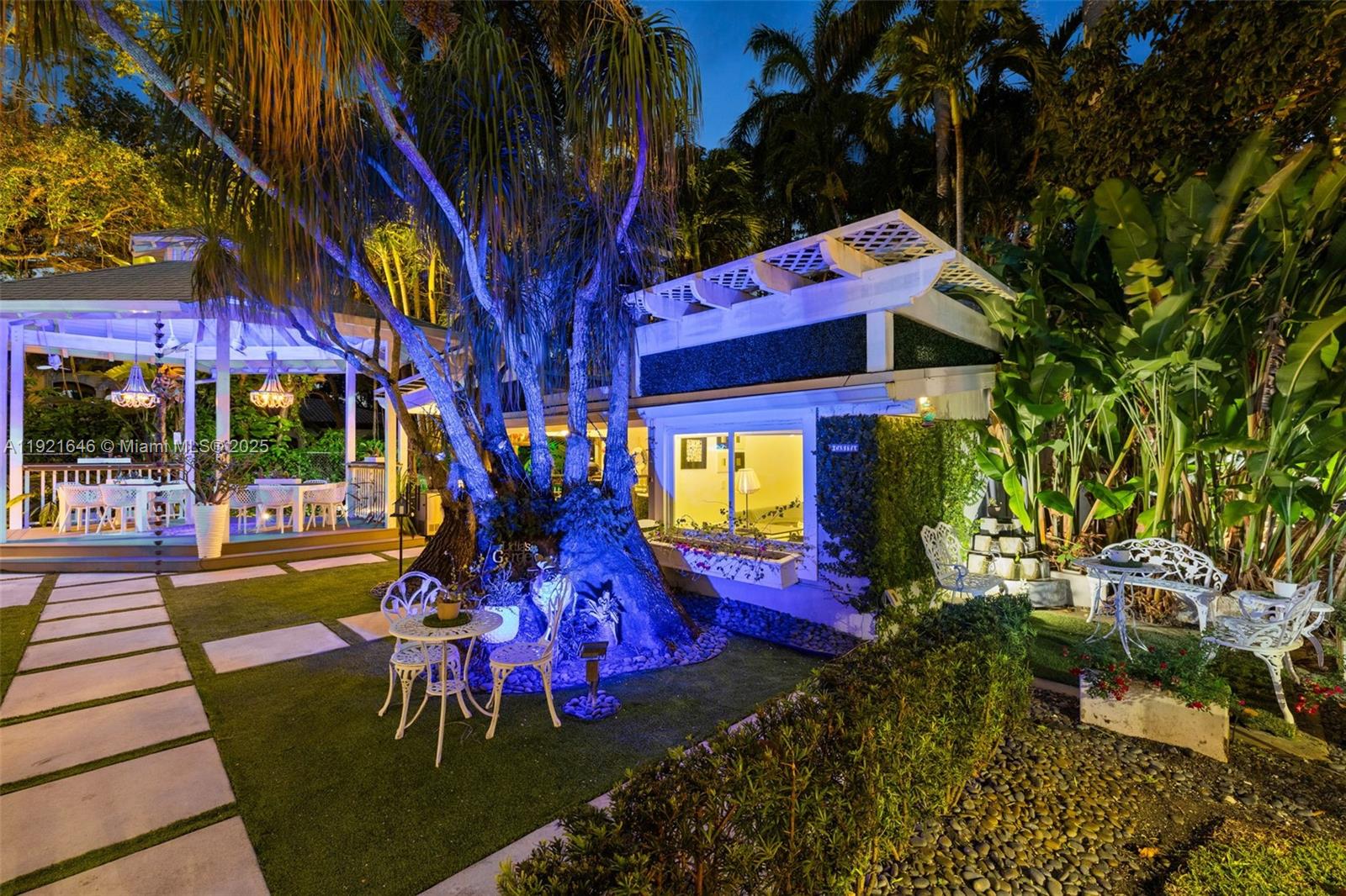 7720 SW 79th Ct Miami, FL 33143