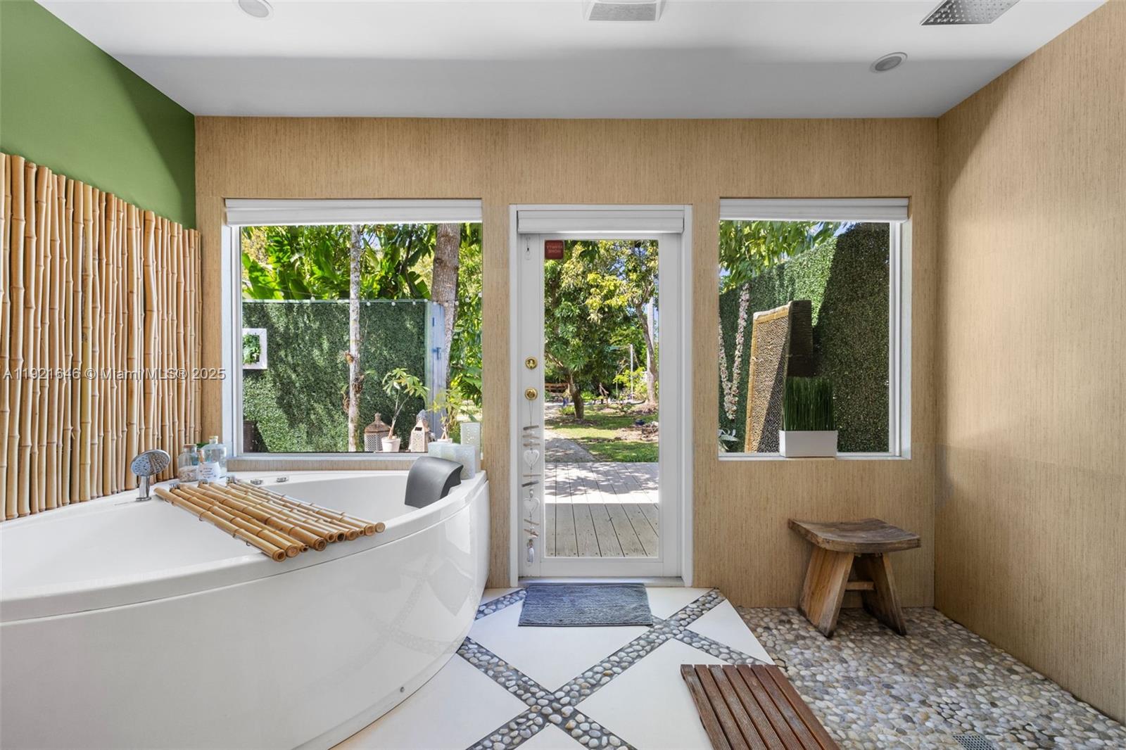 7720 SW 79th Ct Miami, FL 33143