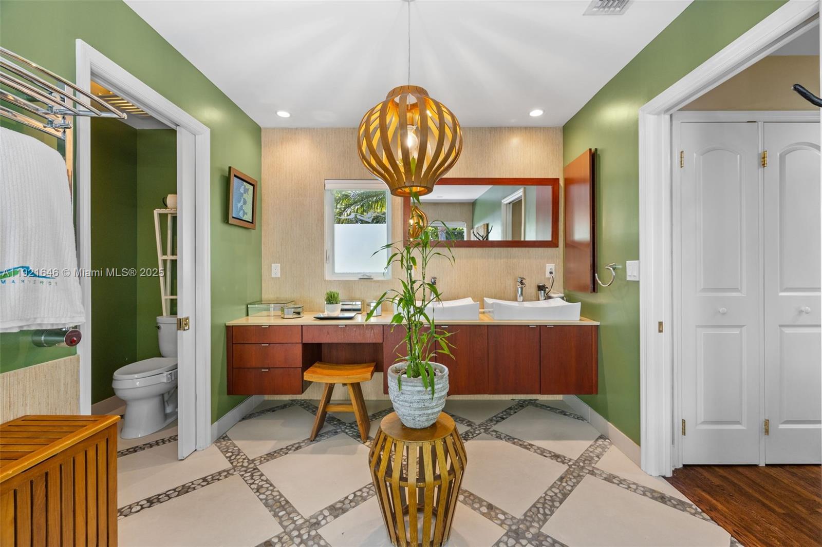 7720 SW 79th Ct Miami, FL 33143