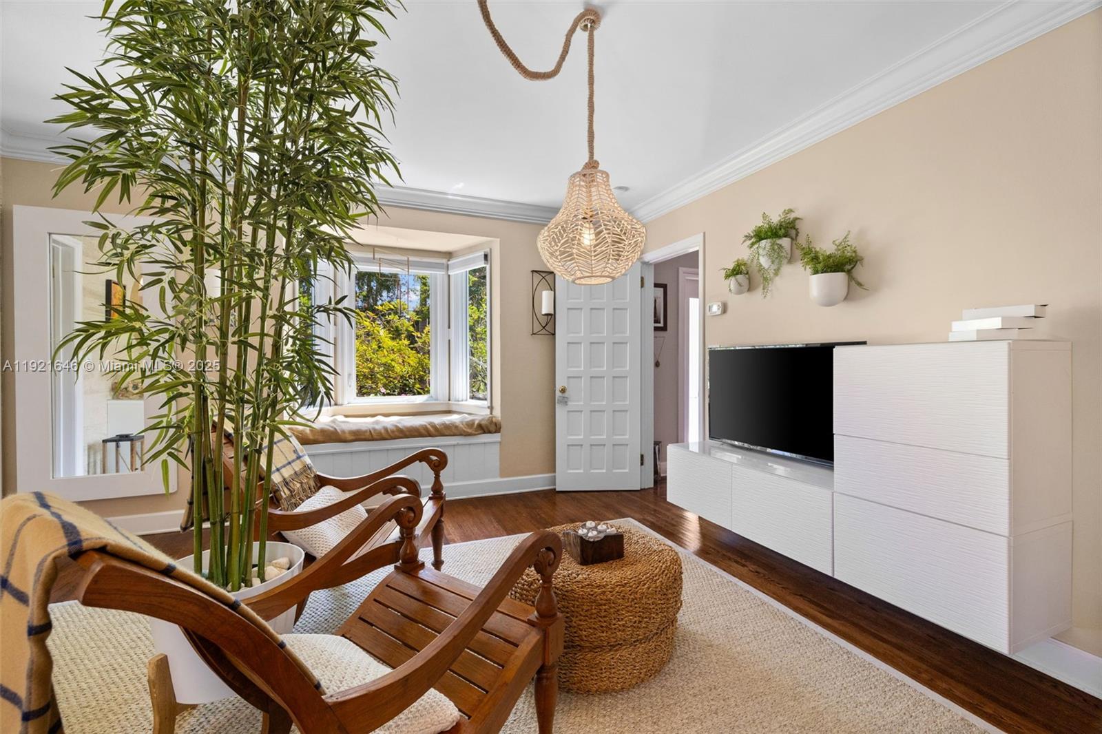 7720 SW 79th Ct Miami, FL 33143