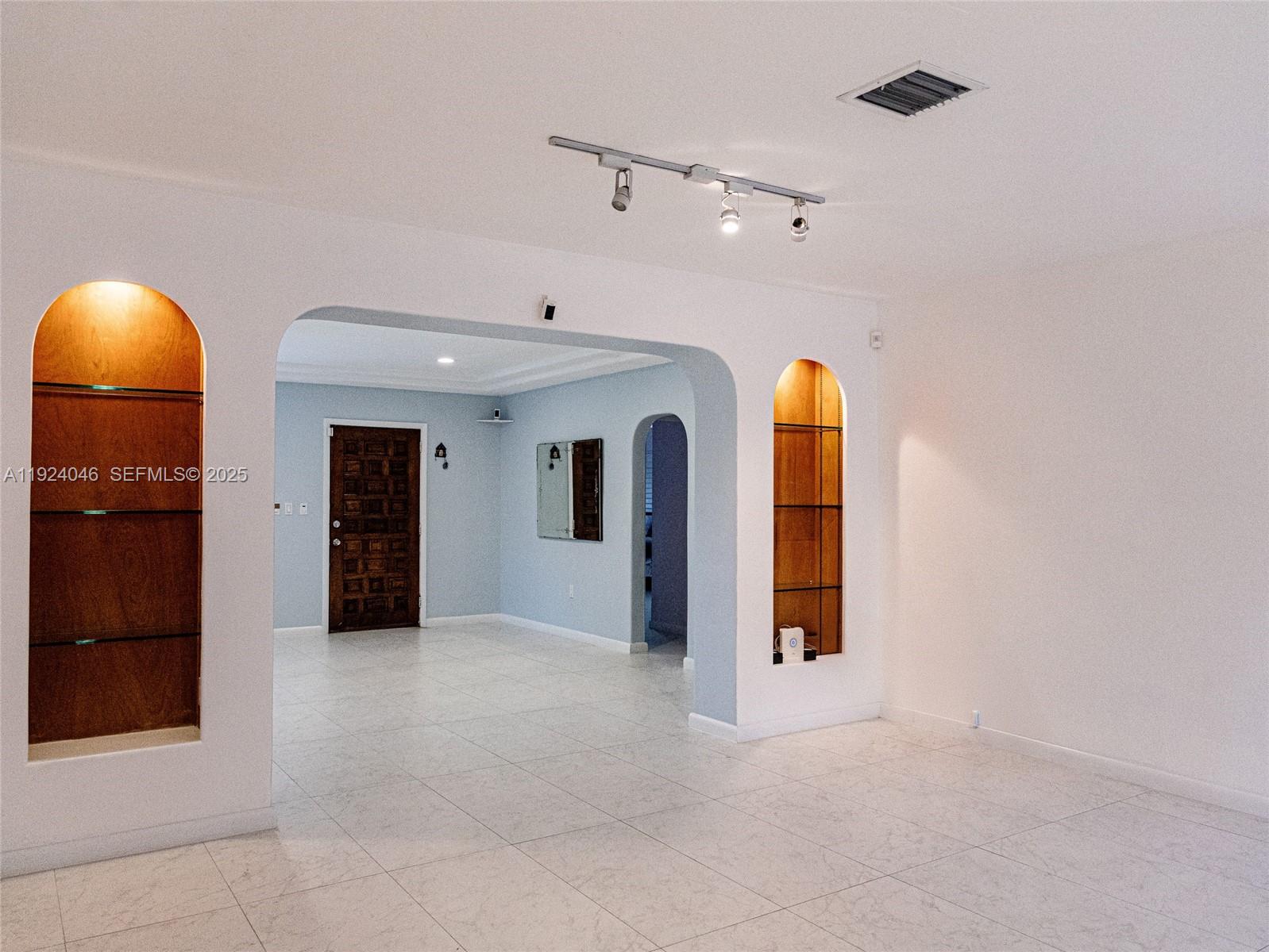 8942 Froude Ave Surfside, FL 33154