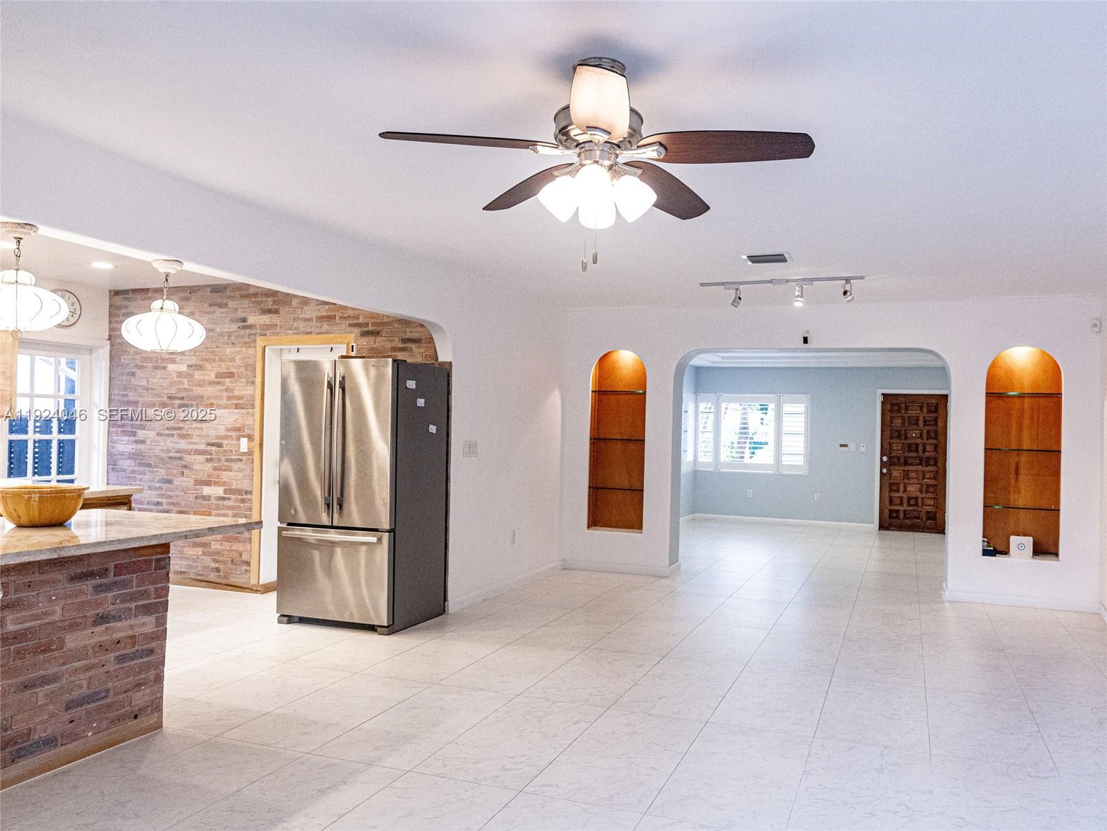 8942 Froude Ave Surfside, FL 33154