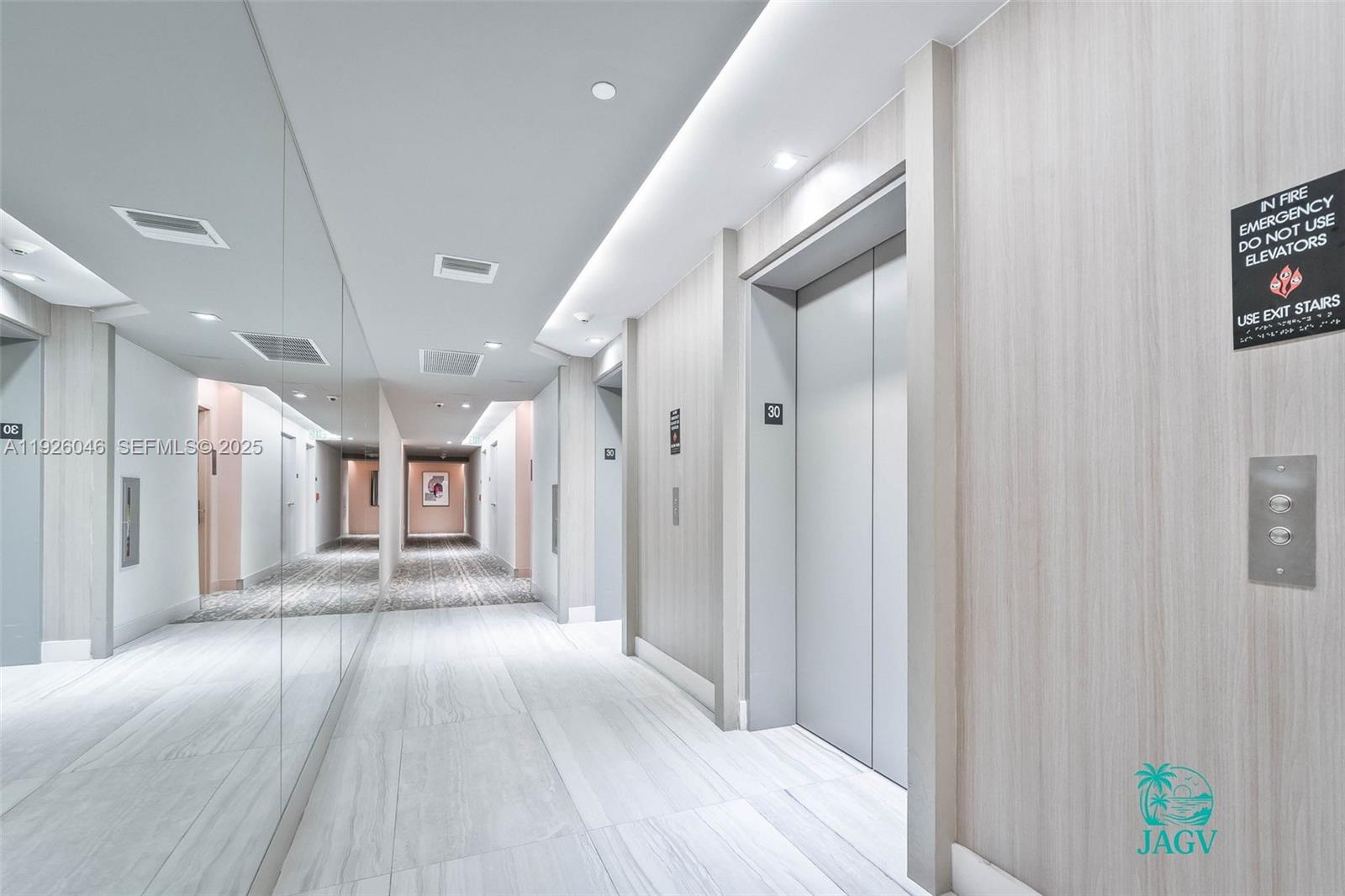 4010 S Ocean Dr #R3005 Hollywood, FL 33019