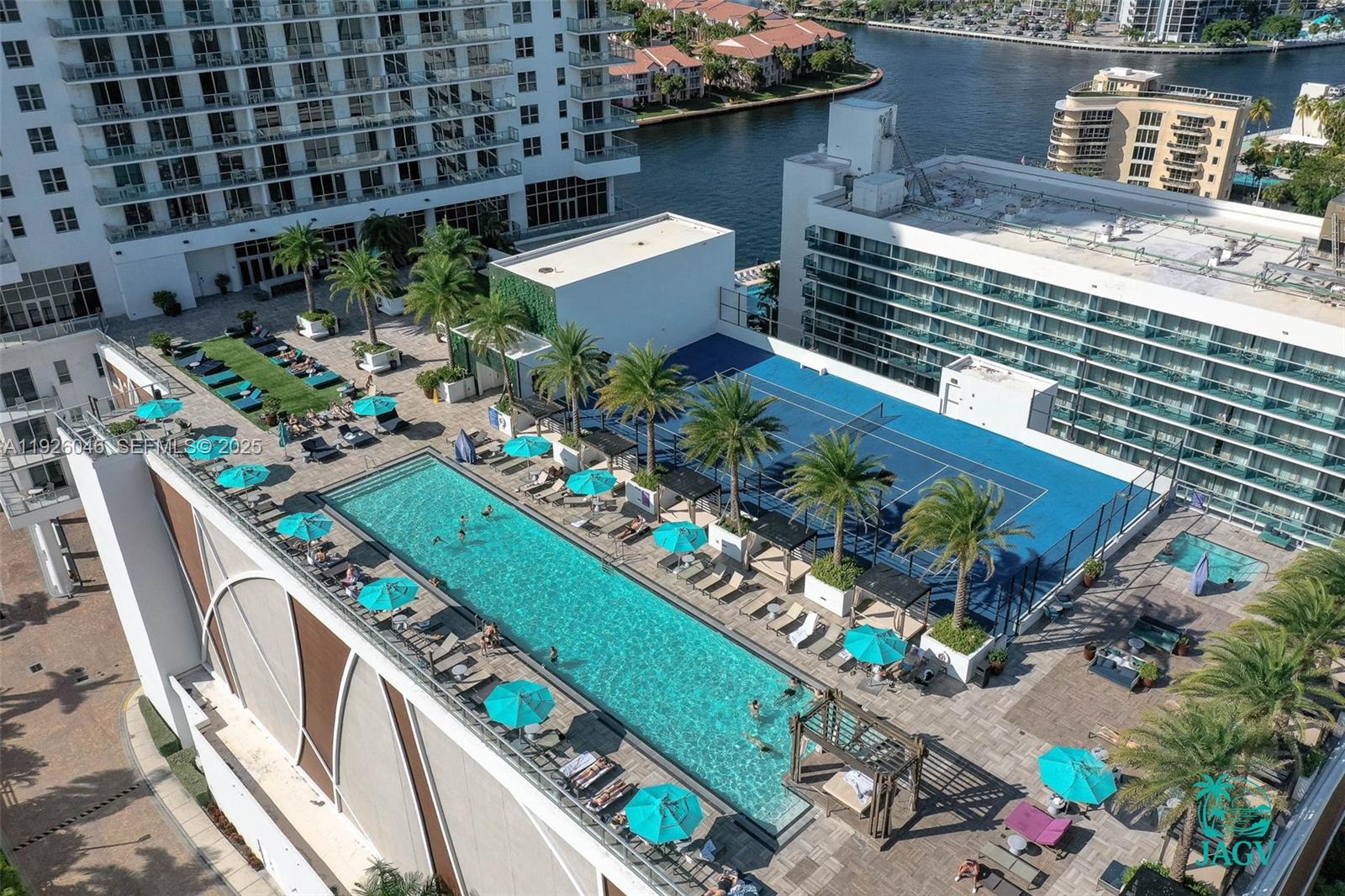 4010 S Ocean Dr #R3005 Hollywood, FL 33019