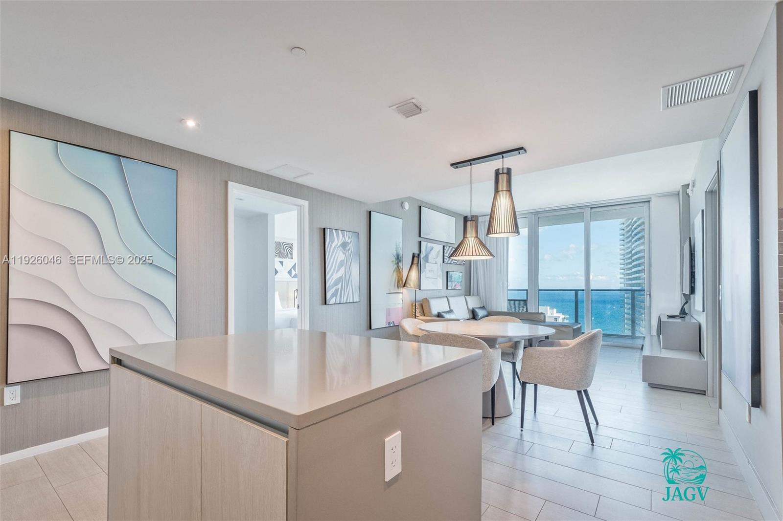 4010 S Ocean Dr #R3005 Hollywood, FL 33019