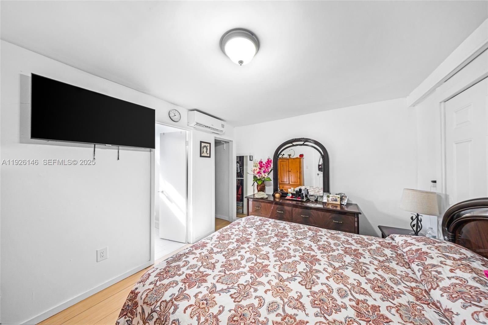 4660 E 4th Ave Hialeah, FL 33013