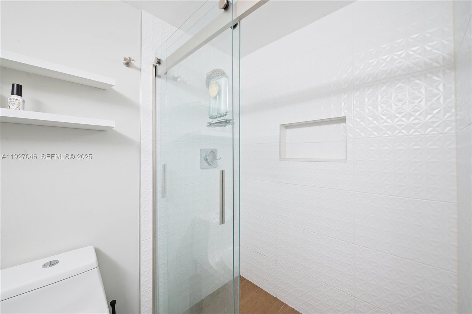 701 Brickell Key Blvd #1605 Miami, FL 33131