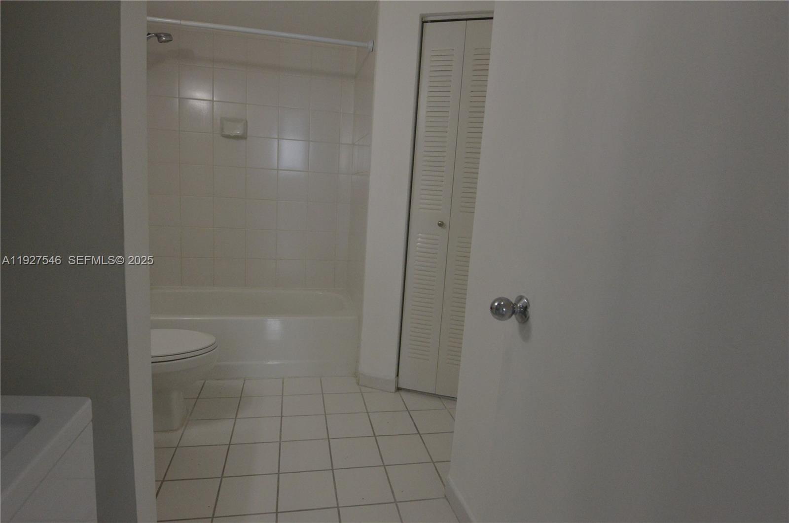 3300 NE 192nd St #903 Aventura, FL 33180