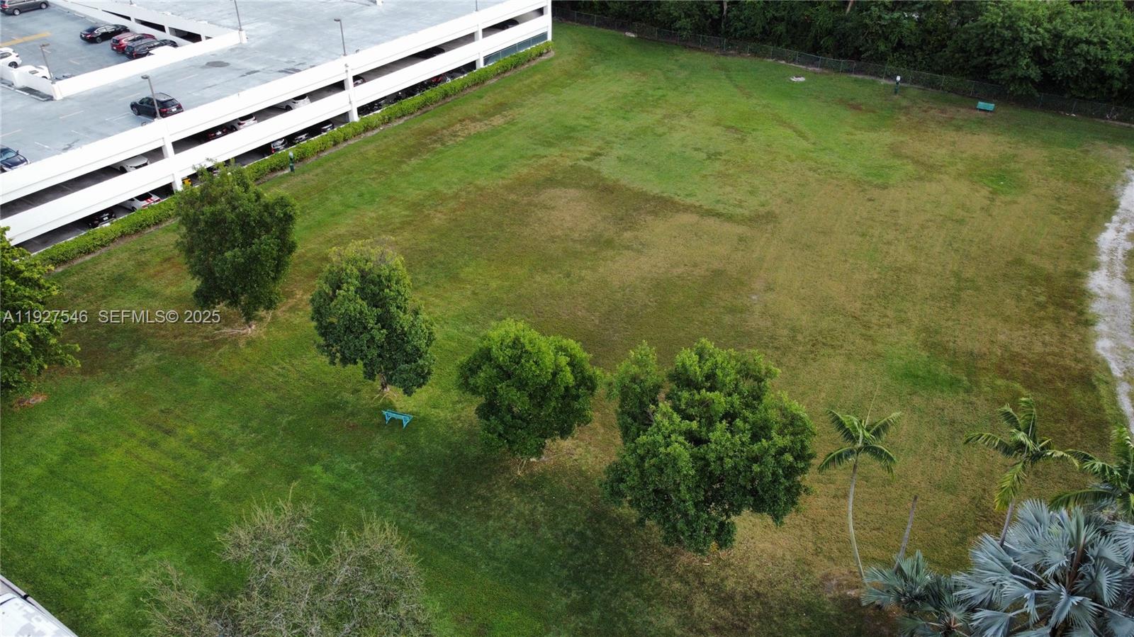 3300 NE 192nd St #903 Aventura, FL 33180