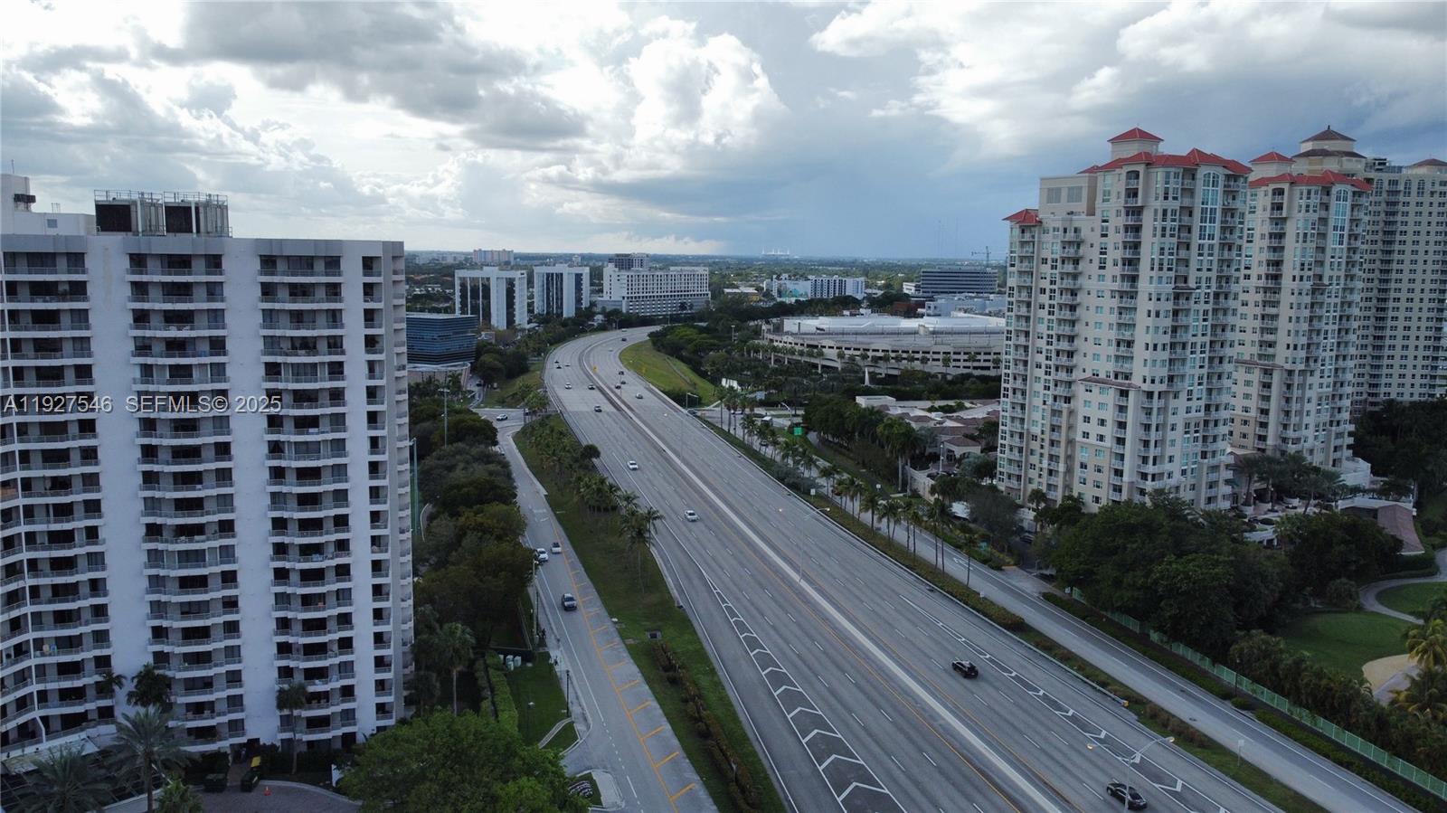 3300 NE 192nd St #903 Aventura, FL 33180