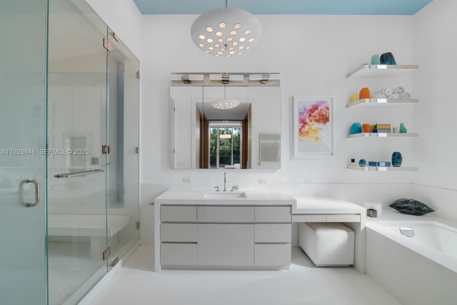 111 Reef Ln Key Biscayne, FL 33149