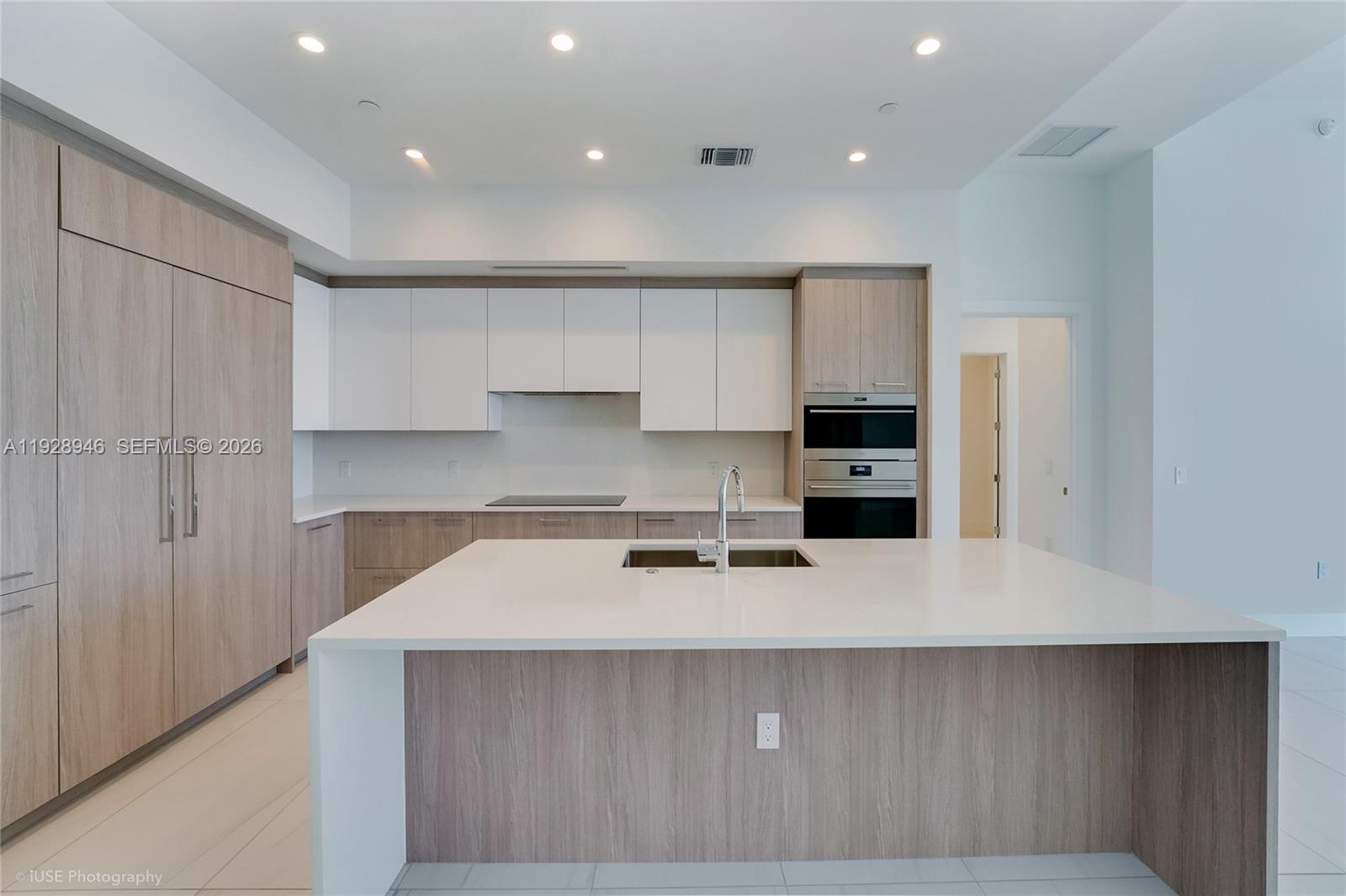 153 N Seabreeze Blvd #0401-S Fort Lauderdale, FL 33304