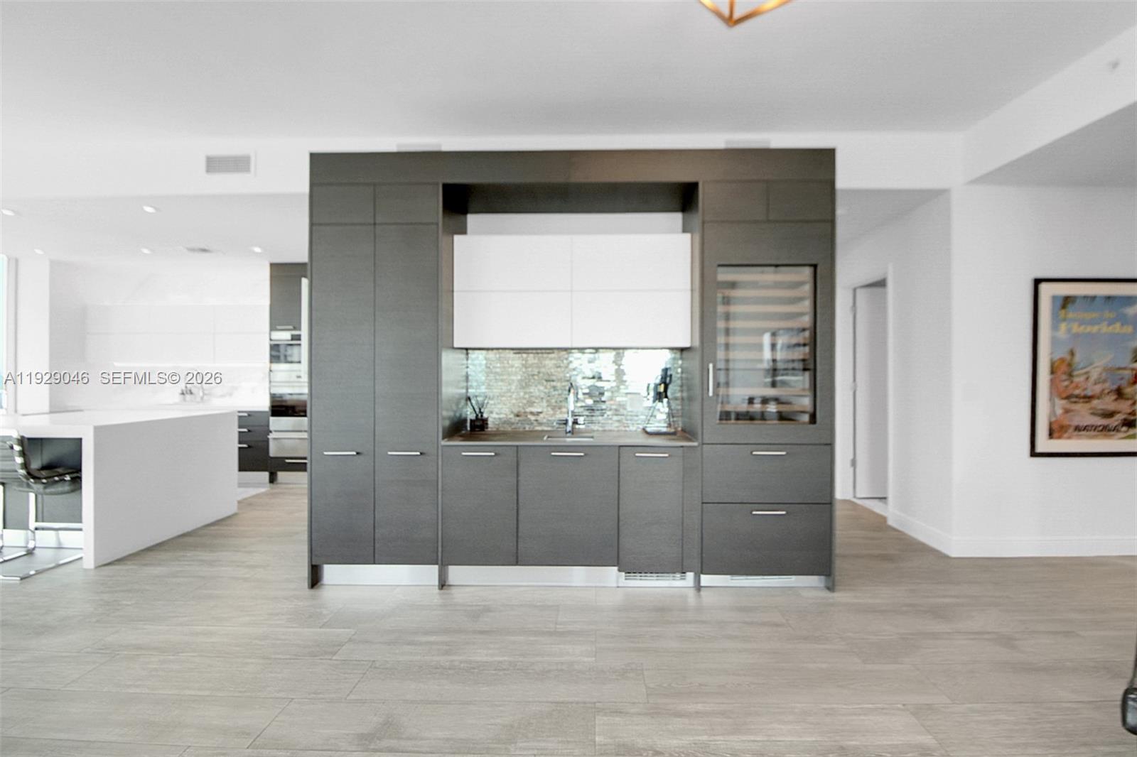 701 N Fort Lauderdale Bch Blvd #705 Fort Lauderdale, FL 33304