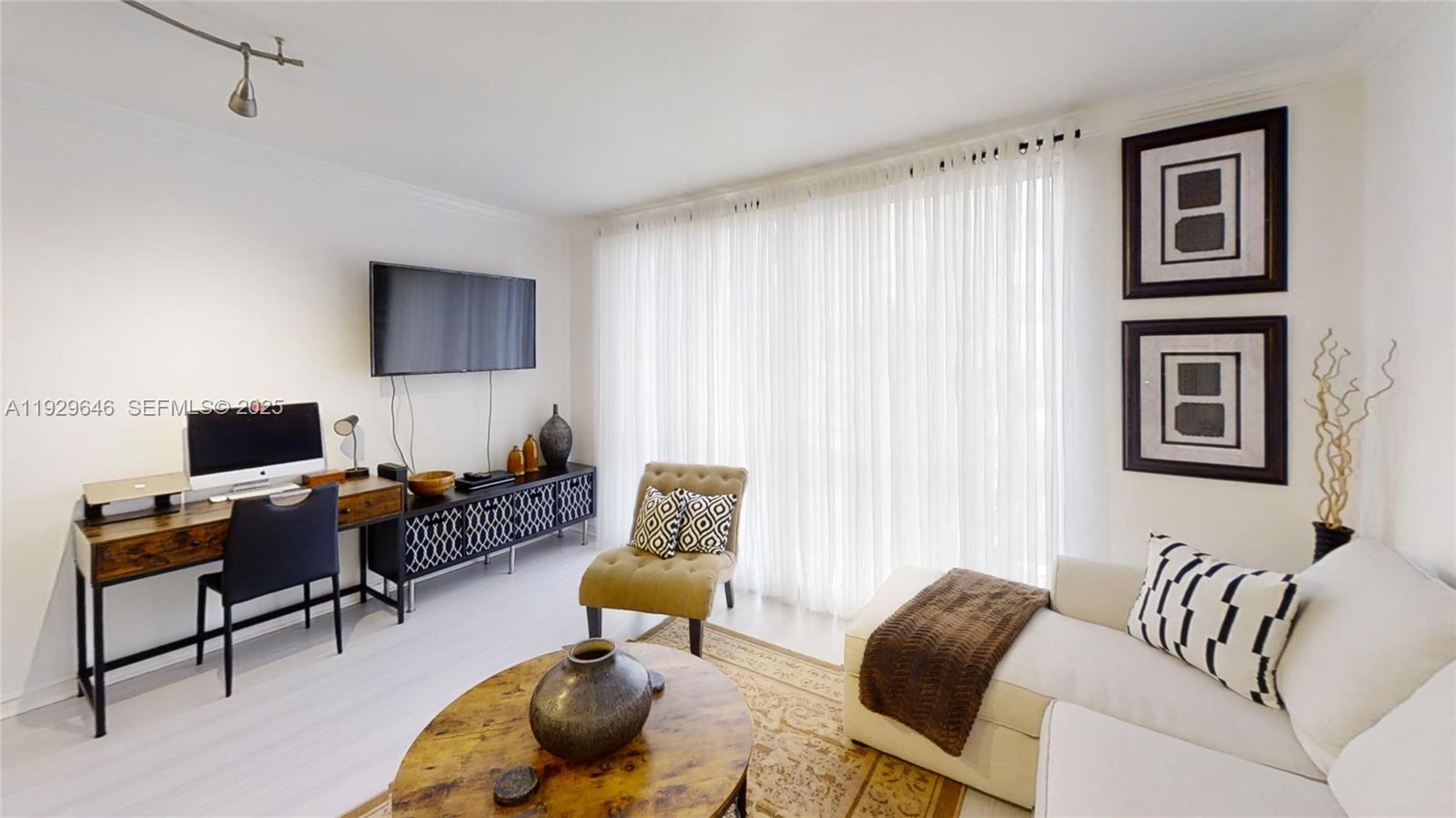 image South Bay Club15