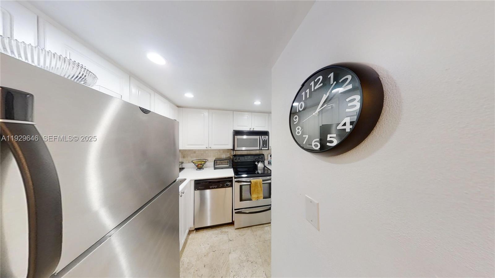 image South Bay Club4