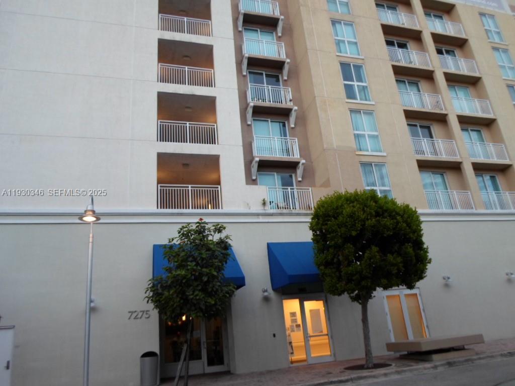 7275 SW 90th Way #G 611 Miami, FL 33156