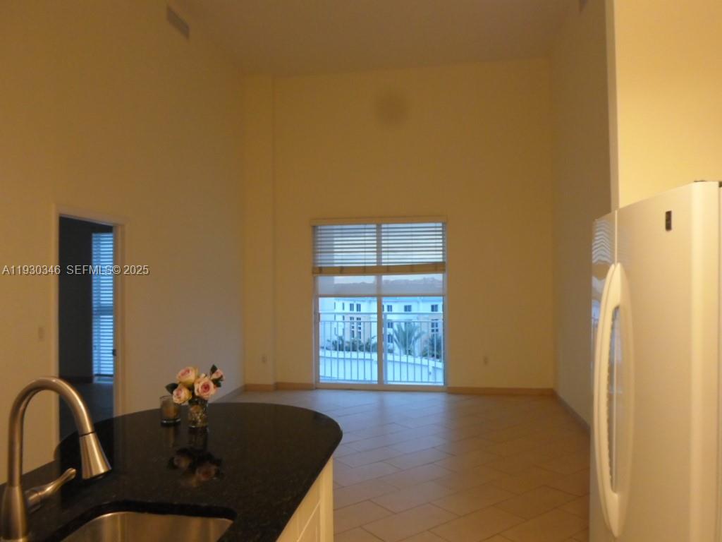 7275 SW 90th Way #G 611 Miami, FL 33156