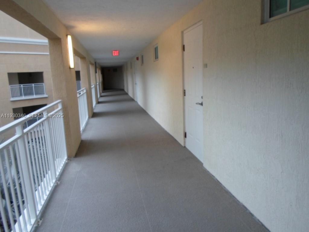 7275 SW 90th Way #G 611 Miami, FL 33156