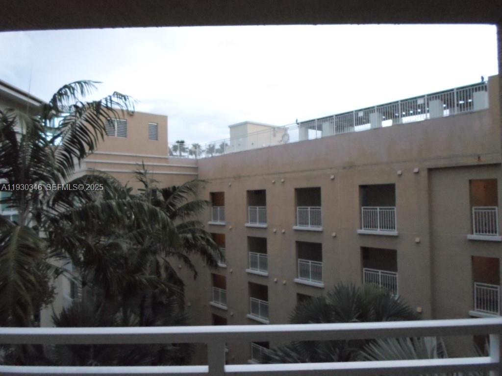 7275 SW 90th Way #G 611 Miami, FL 33156