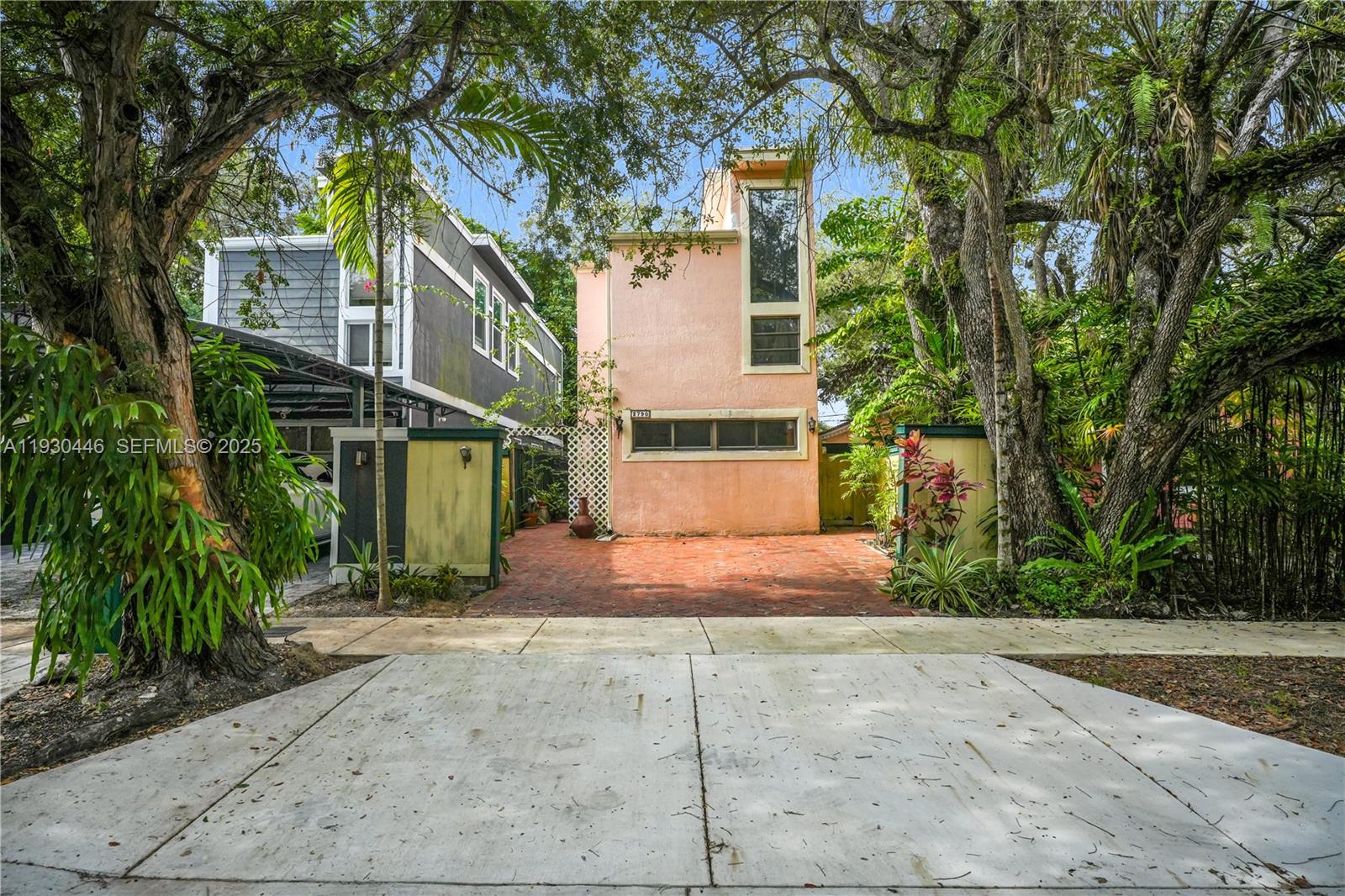 2790 SW 22nd Ave Miami, FL 33133