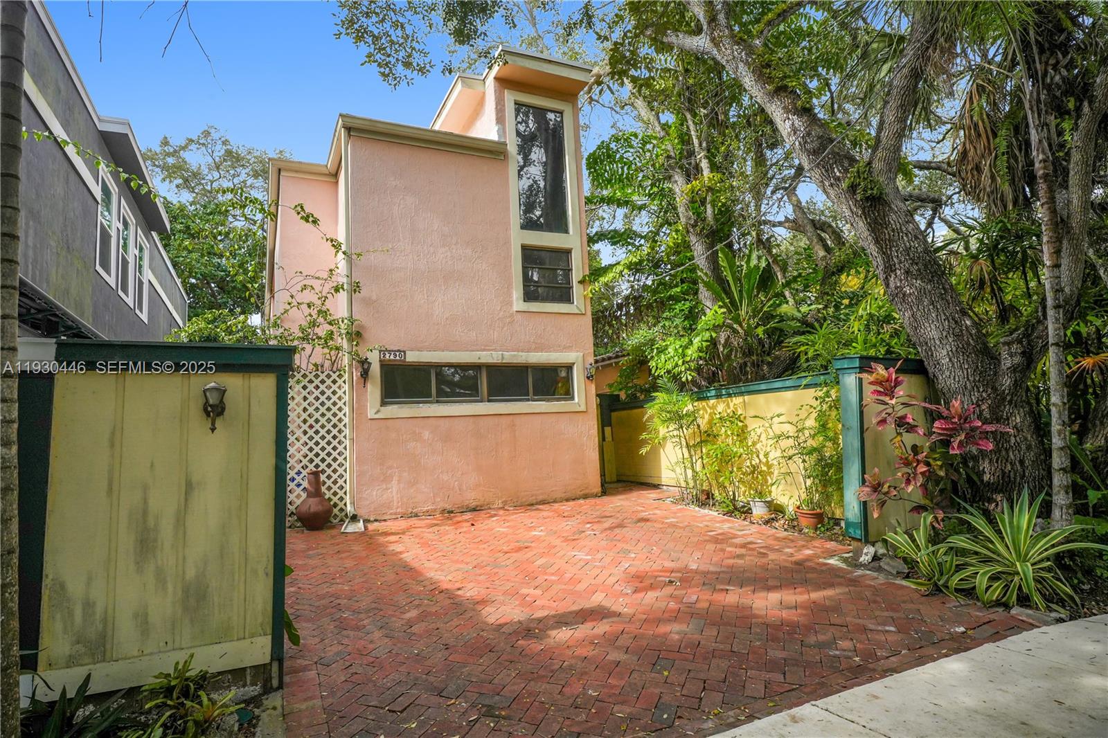 2790 SW 22nd Ave Miami, FL 33133