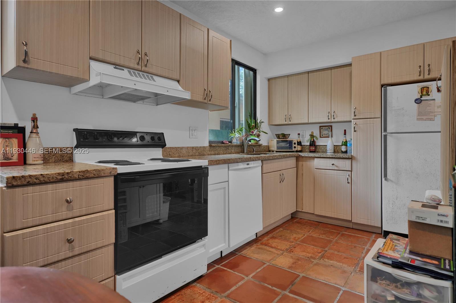 2790 SW 22nd Ave Miami, FL 33133