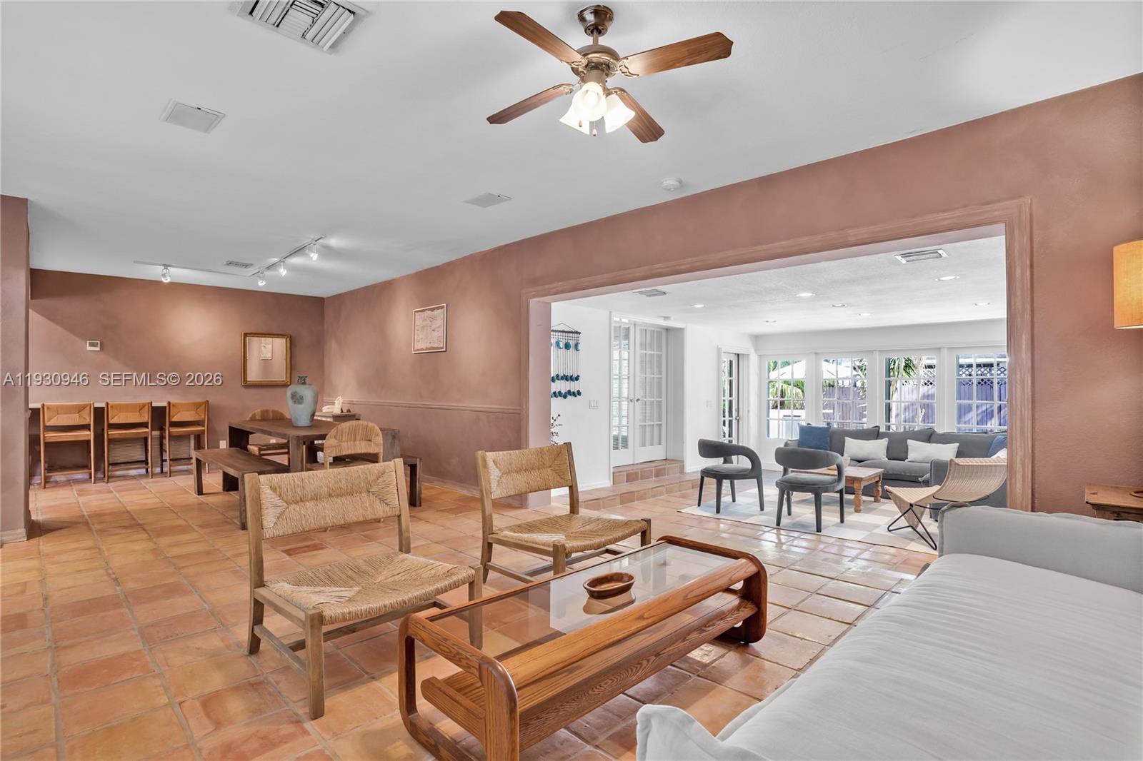 1344 Seabreeze Blvd Fort Lauderdale, FL 33316