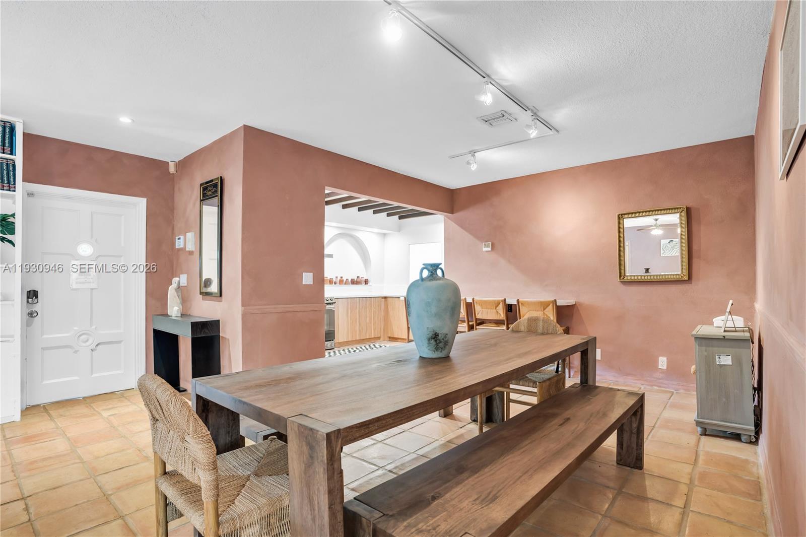 1344 Seabreeze Blvd Fort Lauderdale, FL 33316