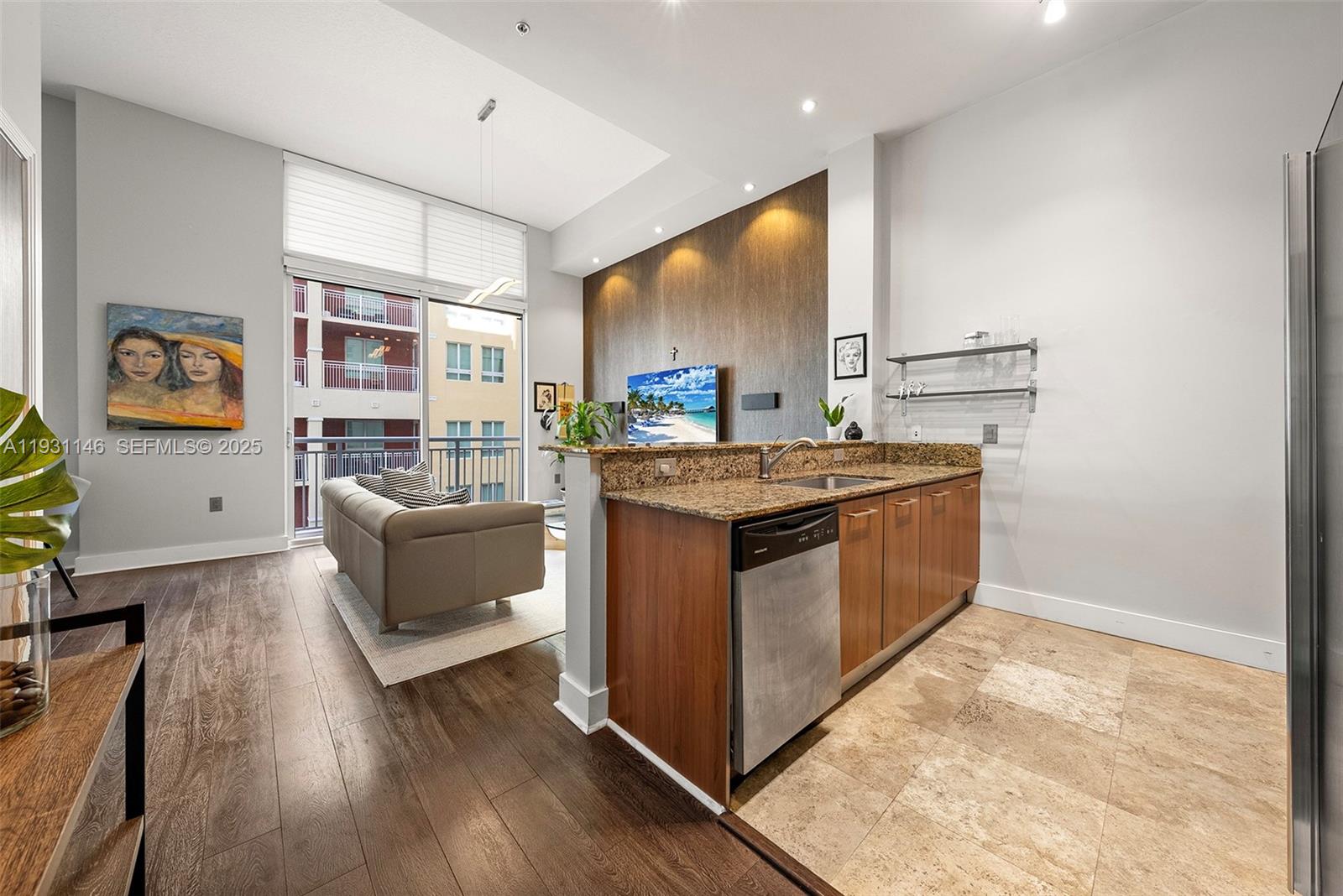 9066 SW 73rd Ct #405 Miami, FL 33156