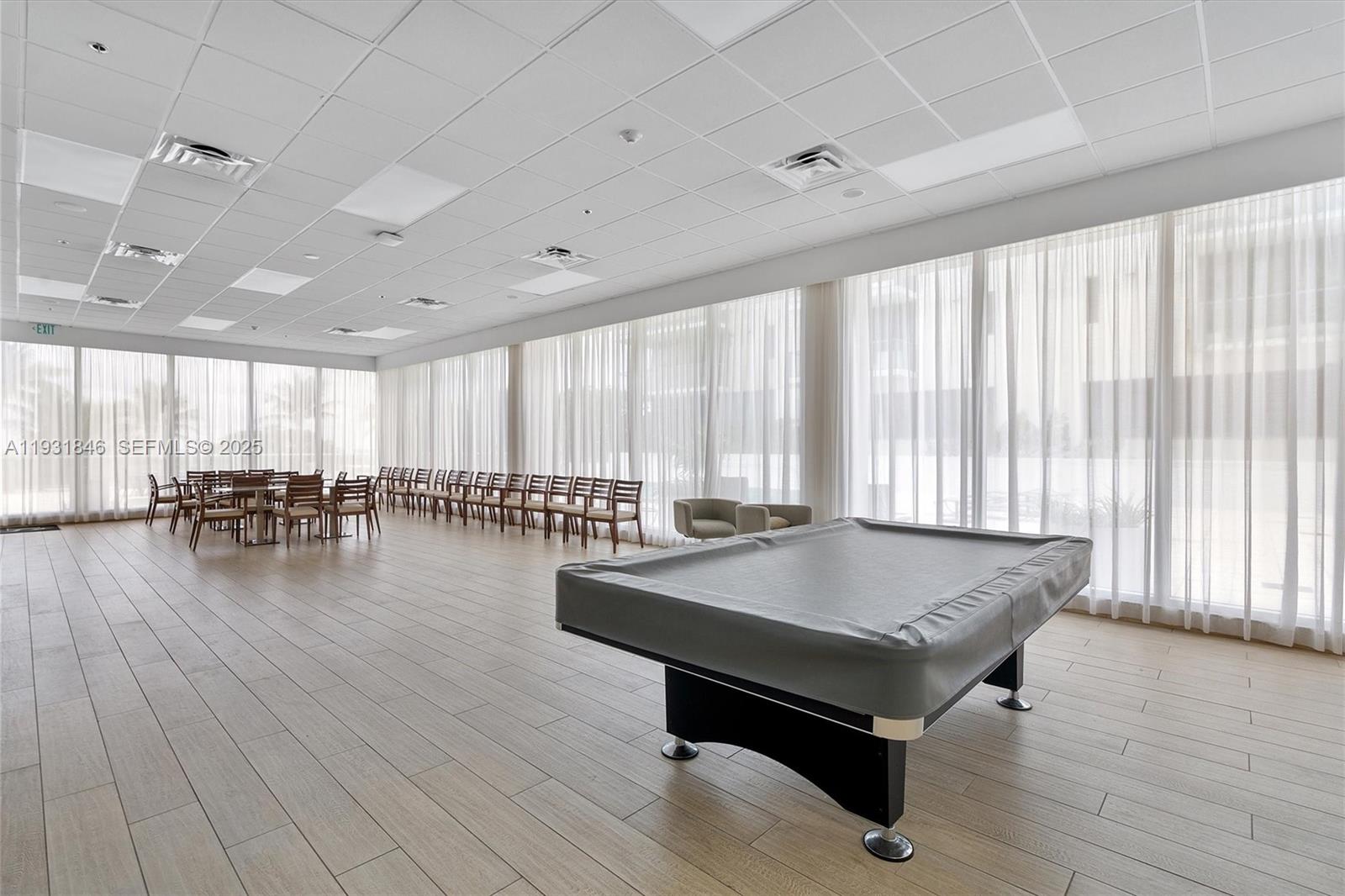 9511 Collins Ave #606 Surfside, FL 33154