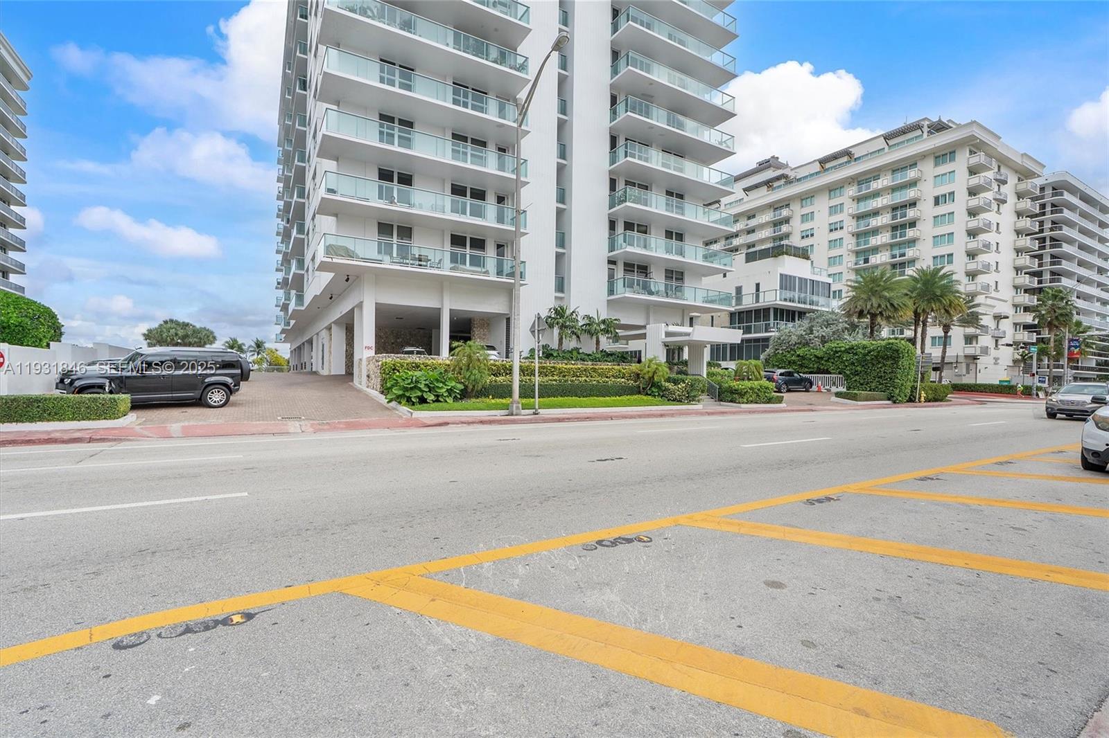 9511 Collins Ave #606 Surfside, FL 33154