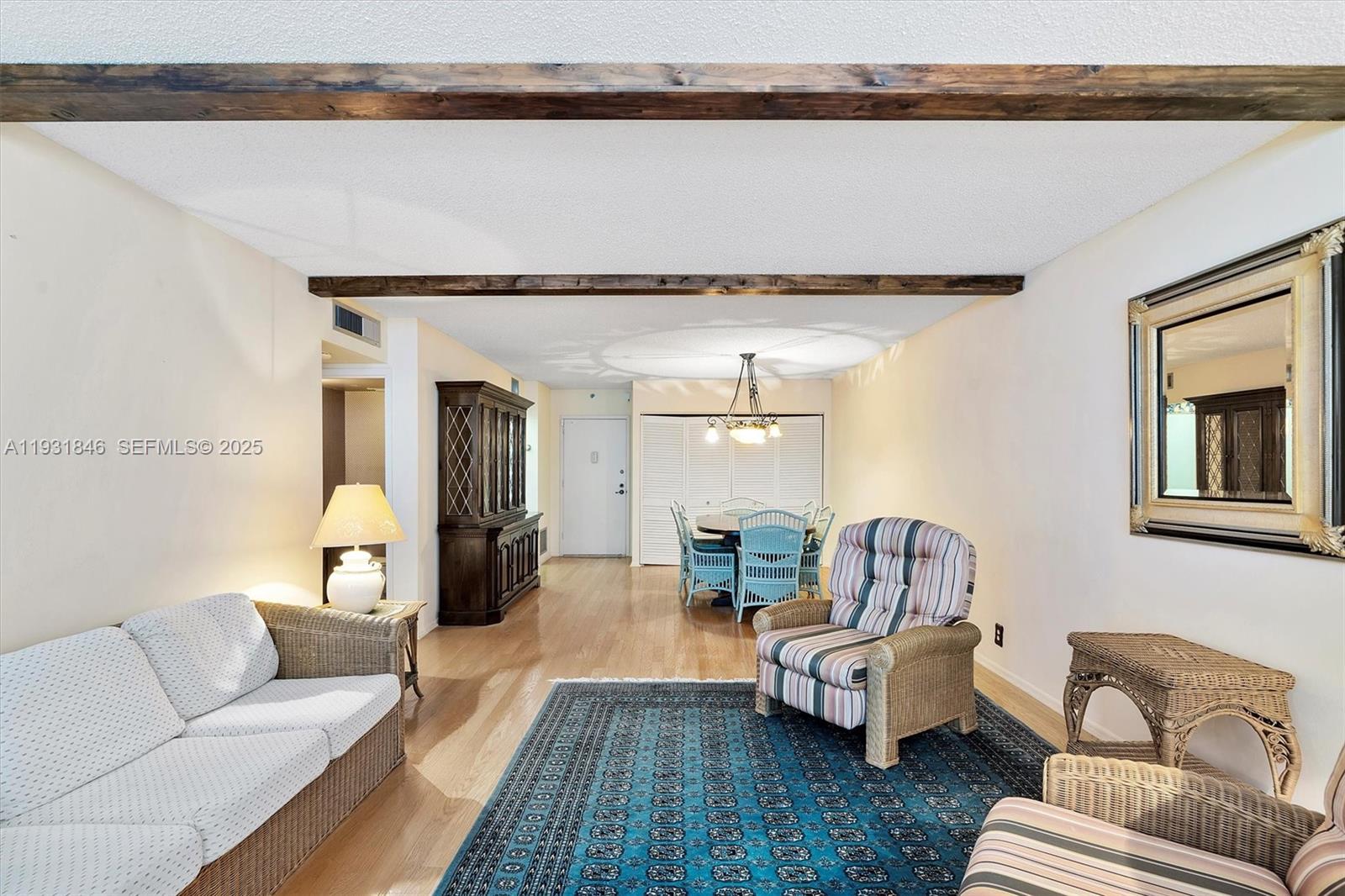 9511 Collins Ave #606 Surfside, FL 33154