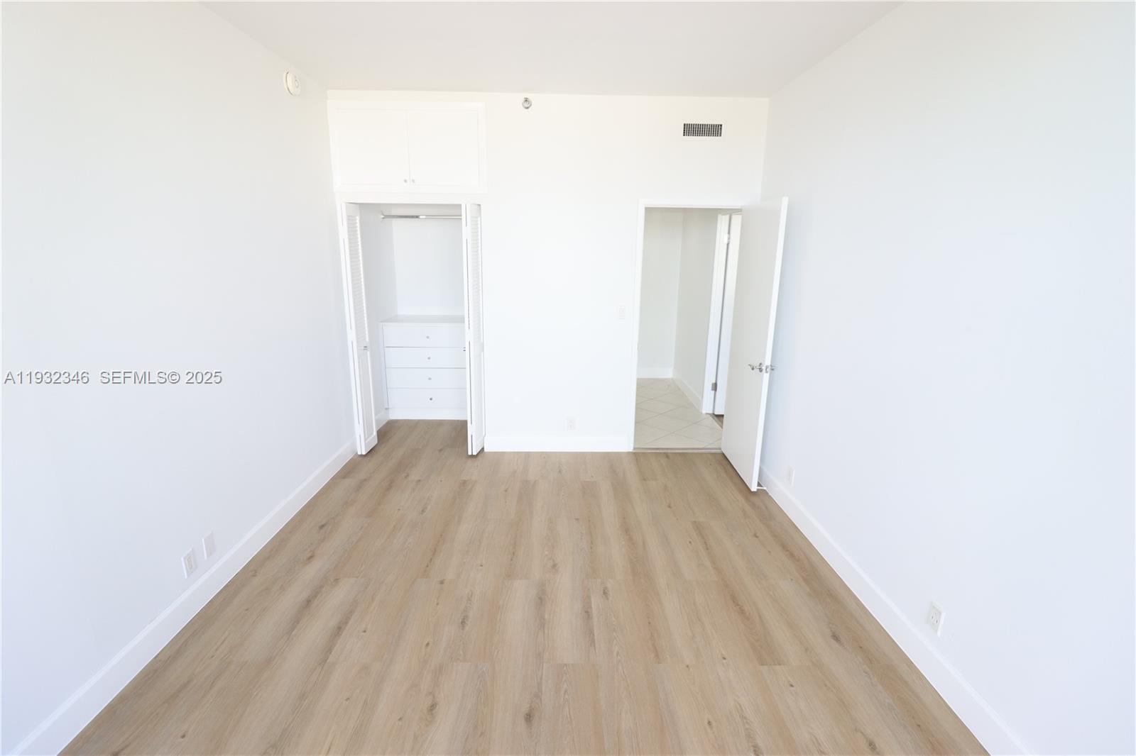 image Emerald Bay at Key Colony15