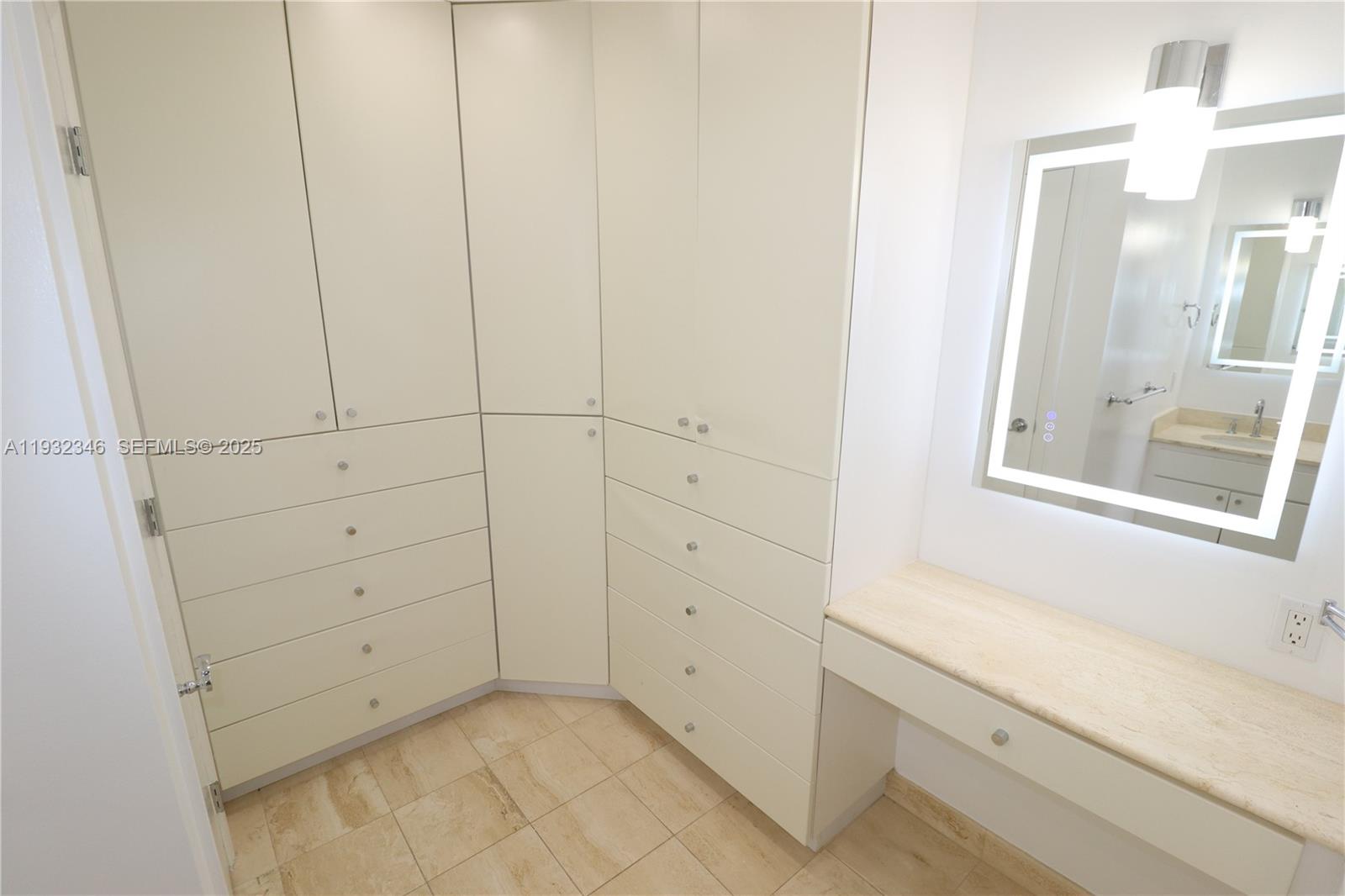 image Emerald Bay at Key Colony21