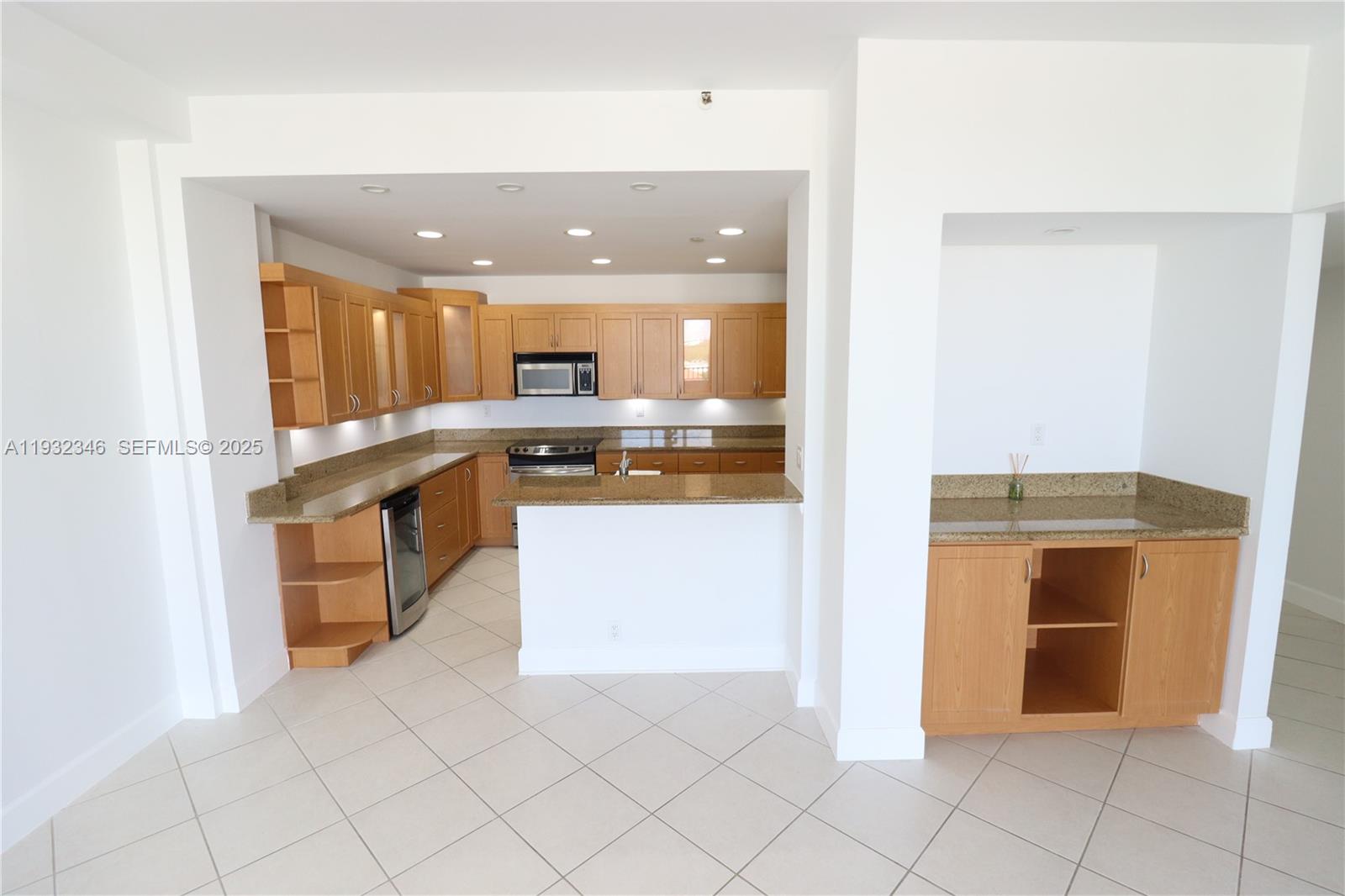 image Emerald Bay at Key Colony6