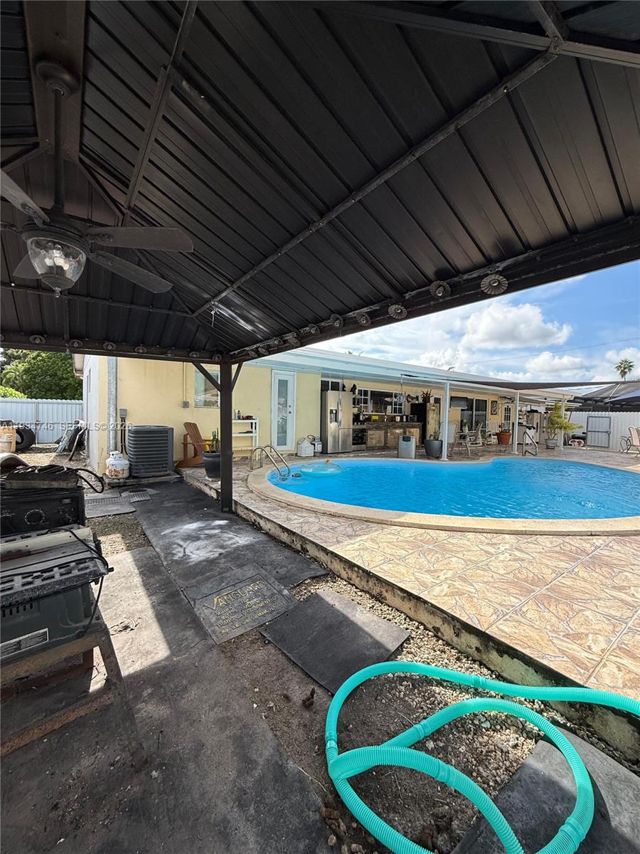 11321 SW 176th St Miami, FL 33157