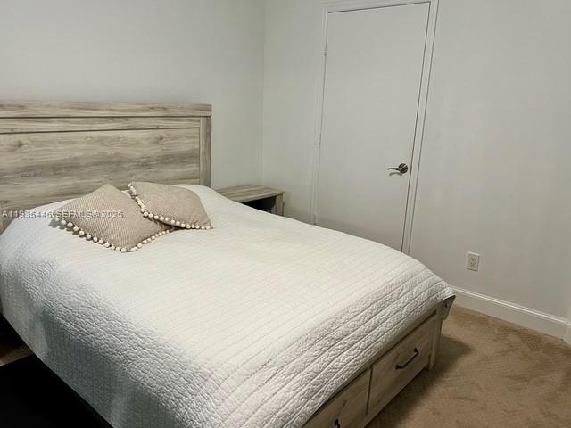 14951 Royal Oaks Ln #505 North Miami, FL 33181