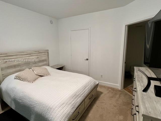 14951 Royal Oaks Ln #505 North Miami, FL 33181