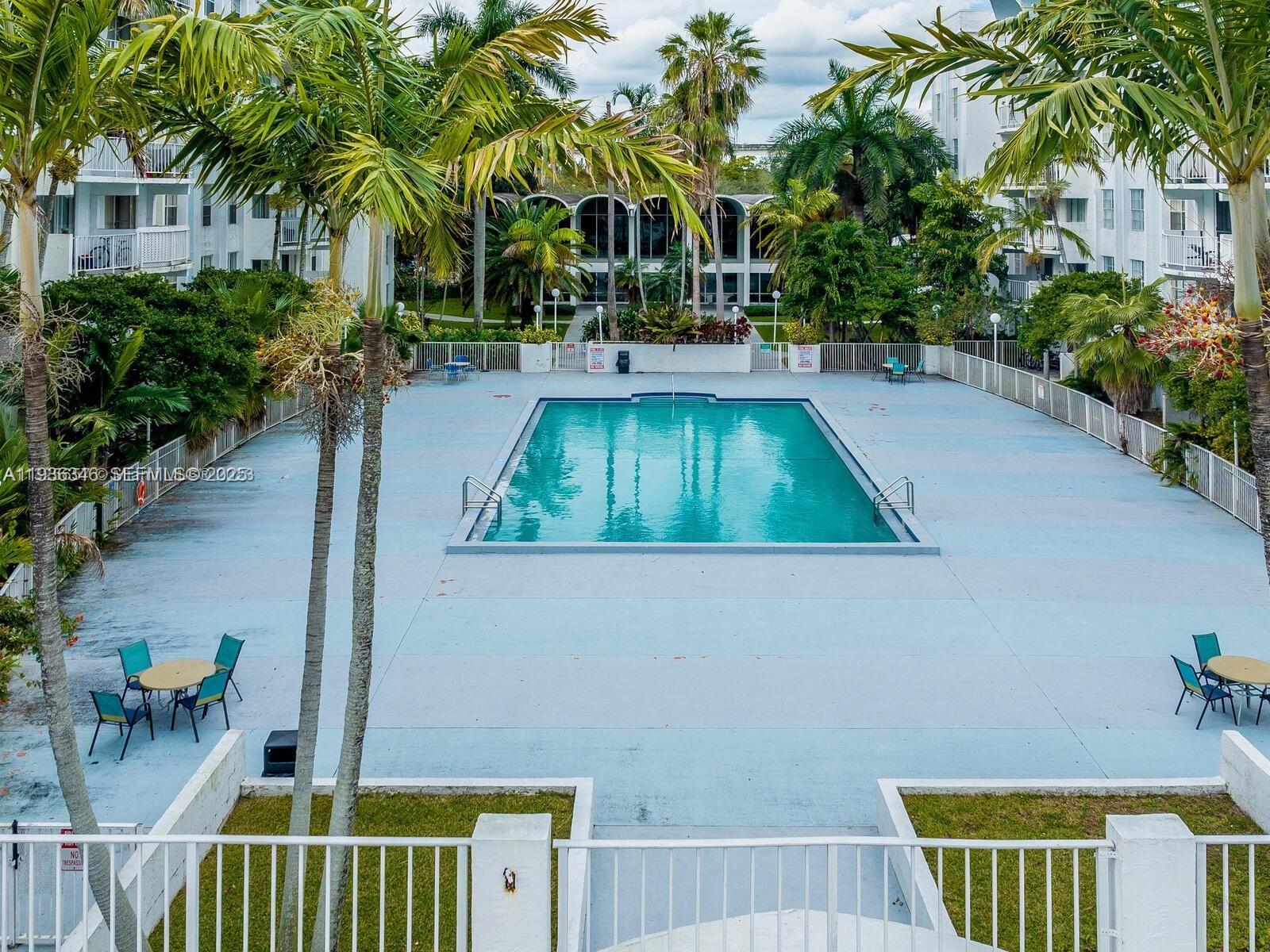 496 NW 165th St Rd #D-412 Miami, FL 33169