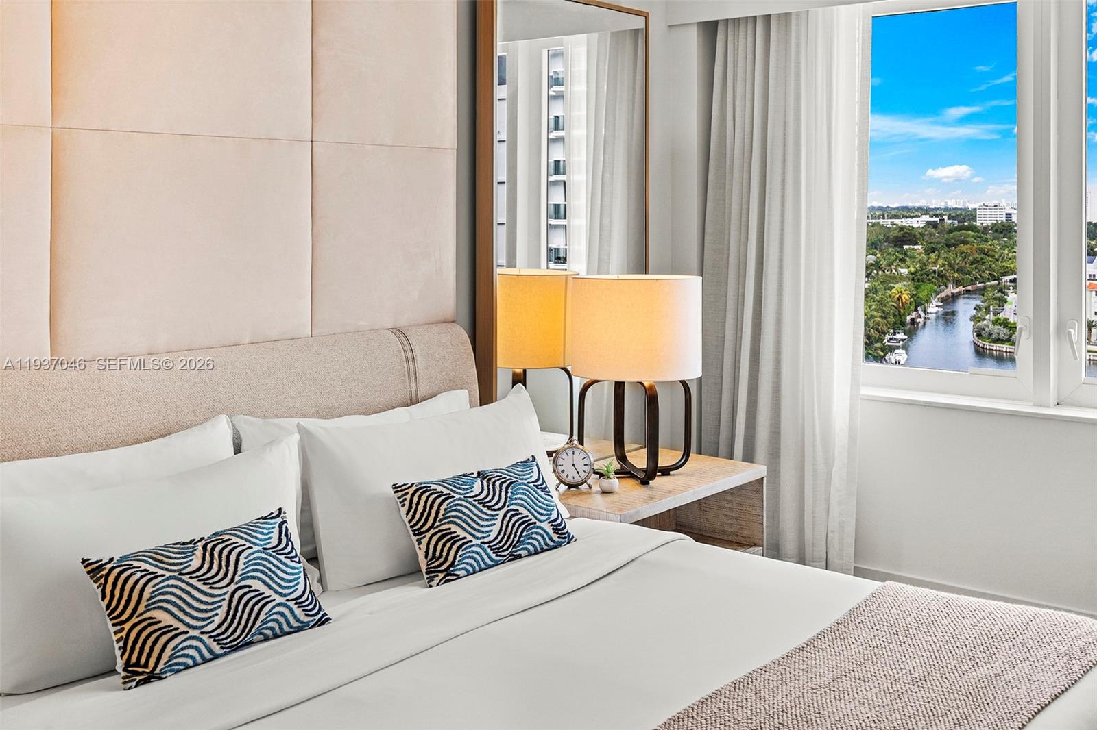 102 24th St #1207 Miami Beach, FL 33139