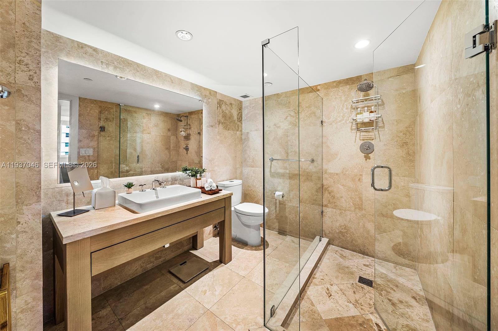 102 24th St #1207 Miami Beach, FL 33139