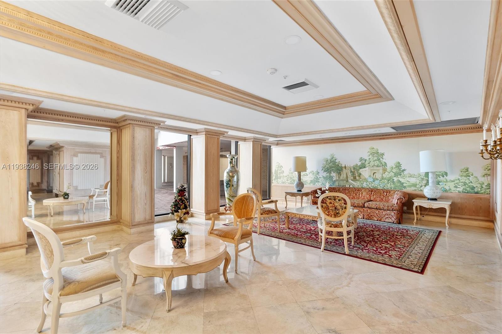 6039 Collins Ave #1104 Miami Beach, FL 33140