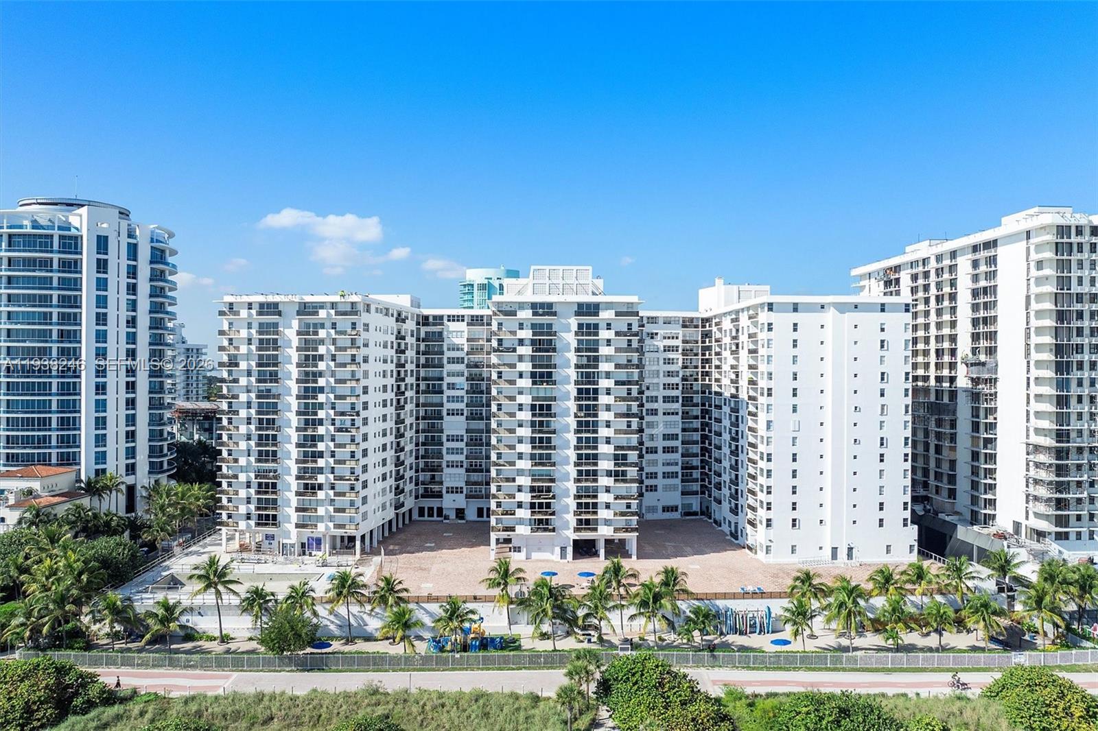 6039 Collins Ave #1104 Miami Beach, FL 33140