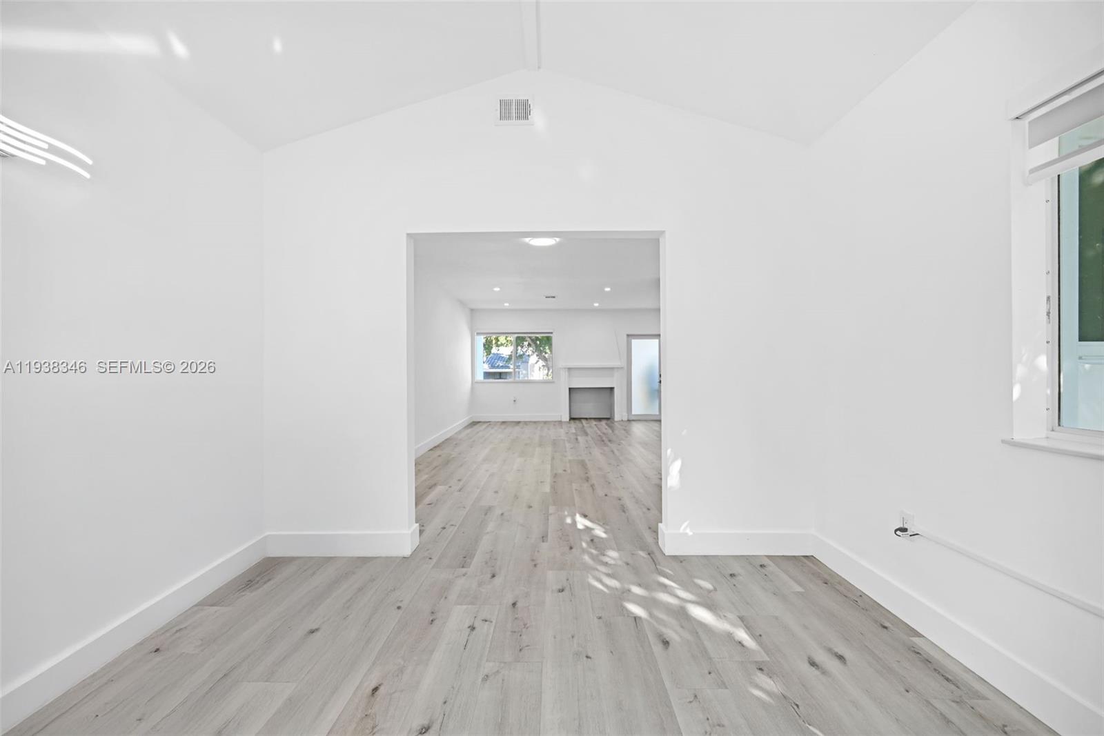 876 NE 81st St Miami, FL 33138